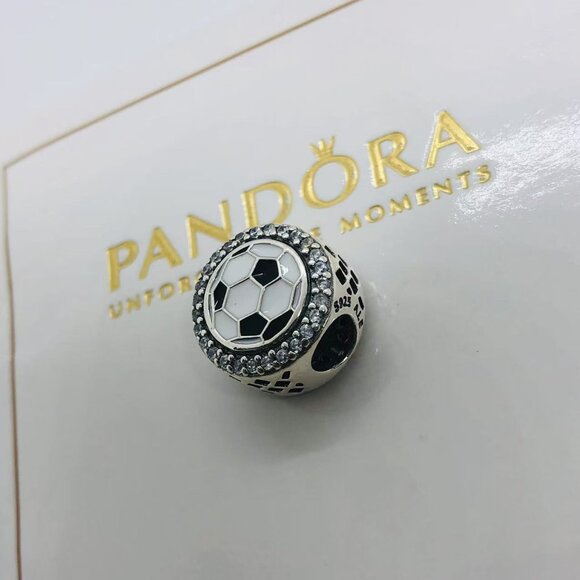 🌞📖Pandora Soccer Charm S925 Silver with box - Picture 5 of 5
